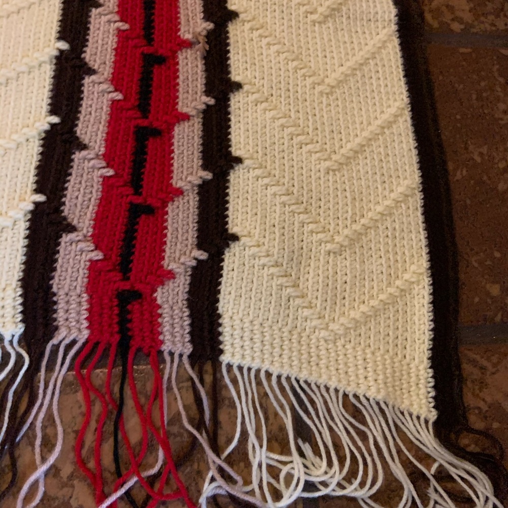 Vintage acrylic throw afghan with southwest/Aztec style 60” x 64” - Picture 2 of 8